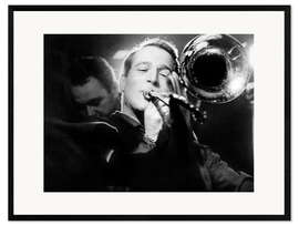 Impresión de arte enmarcada Portrait of Actor Paul Newman, Playing Trumpet, 1961