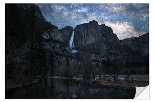 Sticker mural The Milky Way over Yosemite Falls in California