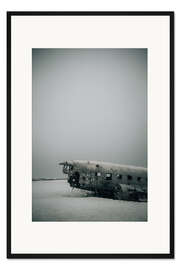 Gerahmter Kunstdruck DC3 Flugzeugwrack von Solheimasandur in Island