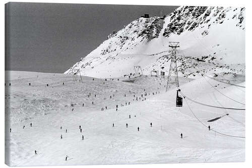 Lærredsbillede Downhill Skiing on the Mountain