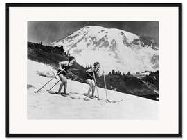 Gerahmter Kunstdruck Skifahren im Badeanzug, 1930