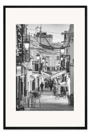 Gerahmter Kunstdruck Cafés und Restaurants in der Altstadt von Nerja, Spanien