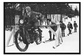 Gerahmter Kunstdruck Motorrad im Schnee, 1937