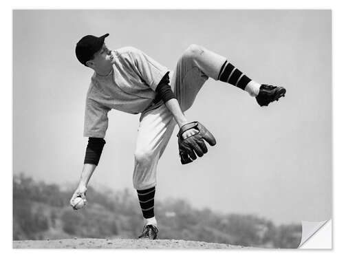 Naklejka na ścianę Baseball Pitcher Preparing to Pitch