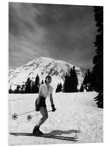 Hartschaumbild Skifahrerin im Schnee, Mount-Rainier-National Park, USA