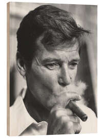 Holzbild Sir Roger Moore mit Zigarre, 1970er