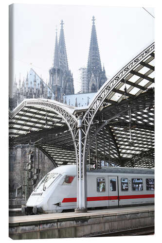 Canvas-taulu ICE at Cologne Central Station, Germany