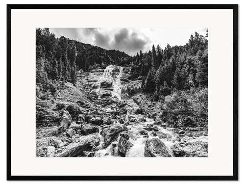 Impression artistique encadrée Grawa Waterfall in the Stubaital in Tyrol