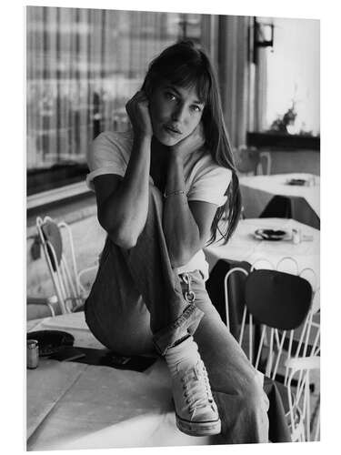 Hartschaumbild Jane Birkin in einem Café I