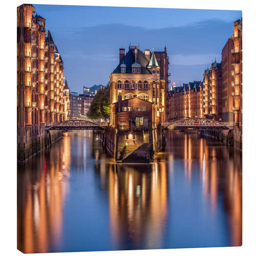 Obraz na płótnie Historic Moated Castle in the Speicherstadt Hamburg