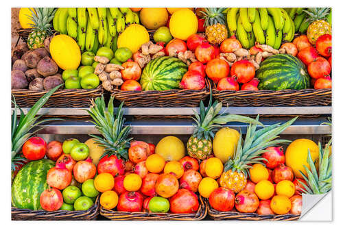 Vinilo para la pared Fresh fruits at the Carmel Market in Tel Aviv