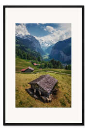 Gerahmter Kunstdruck Eine Hütte mit Aussicht auf das Lauterbrunnental