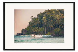 Gerahmter Kunstdruck Surfen in Sri Lanka