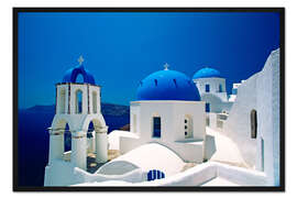 Gerahmter Kunstdruck Blaue Kuppeln in Santorin