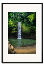 Gerahmter Kunstdruck Tibumana-Wasserfall im Norden von Ubud, Bali, Indonesien