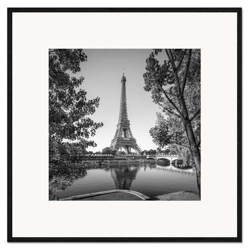 Framed art print Eiffel Tower on the banks of the Seine