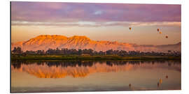 Cuadro de aluminio Hot Air Balloons Hover Above the Nile at Sunrise