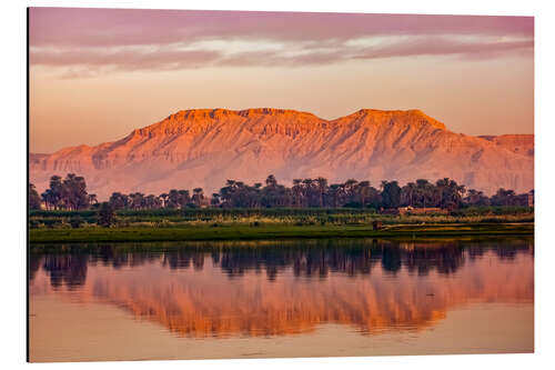 Aluminiumsbilde Looking West Towards the Valley of the Kings in Luxor, Egypt