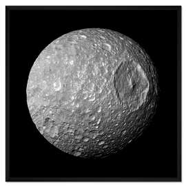 Gerahmter Kunstdruck Fliegen beim Tod, Saturnmond Mimas
