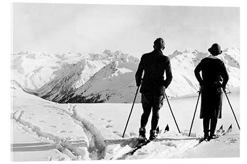 Acrylglasbild Zwei Skifahrer bewundern die Aussicht