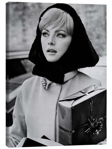 Obraz na płótnie Virna Lisi in "Anyone Can Play", 1968 I