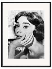 Gerahmter Kunstdruck Audrey Hepburn in "Liebe am Nachmittag", 1957