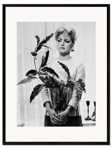 Gerahmter Kunstdruck Virna Lisi in "Anyone Can Play", 1968 II