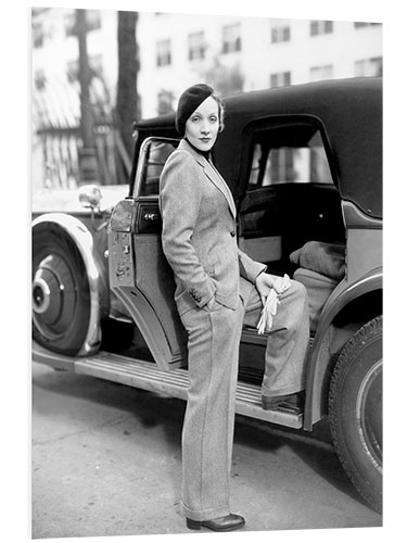 Cuadro de PVC Marlene Dietrich, Portrait on a Rolls Royce