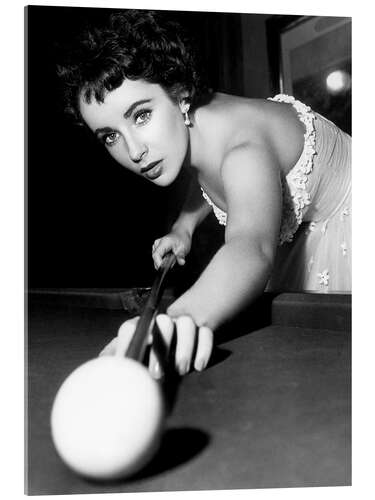 Stampa su vetro acrilico Elizabeth Taylor Playing Pool on the Set of "A Place in the Sun", 1951