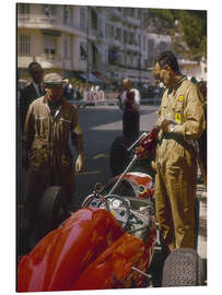 Magnettafel Ein Mitglied des Ferrari-Teams füllt ein Auto mit Kraftstoff, Großer Preis von Monaco, Monte Carlo