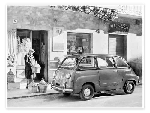 Poster Fiat 600 Multipla Outside a Shop