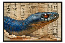 Gerahmter Kunstdruck Eine schimmernde blaue Kobra auf Papyrus