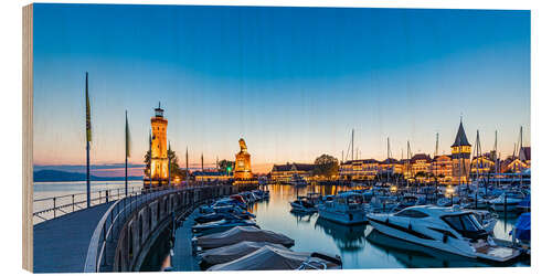 Stampa su legno Lindau on Lake Constance at blue hour