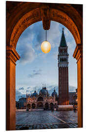 Alubild Erstes Licht über dem Markusplatz, Venedig, Italien