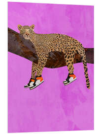 Hartschaumbild Swag Leopard trägt Sneakers