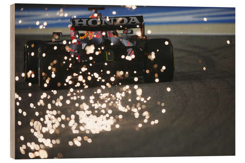 Puutaulu Max Verstappen with a trail of spark, Bahrain GP 2023