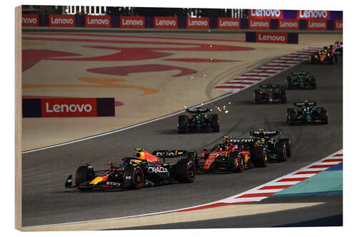 Tableau en bois Sergio Perez leads Carlos Sainz and Lewis Hamilton, Bahrain GP 2023