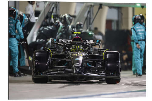 Gallery print Sir Lewis Hamilton leaves his pit box, Bahrain GP 2023