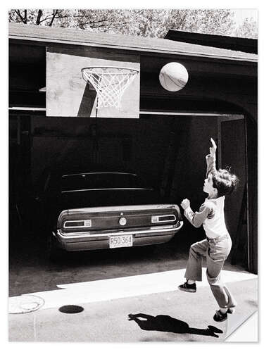 Selvklebende plakat Basketball at the backyard garage, 1960's