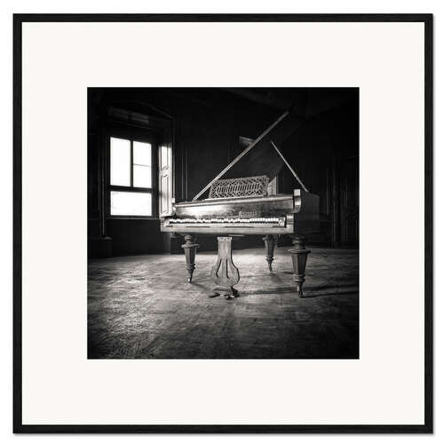 Impression artistique encadrée Piano in an Empty House, Germany