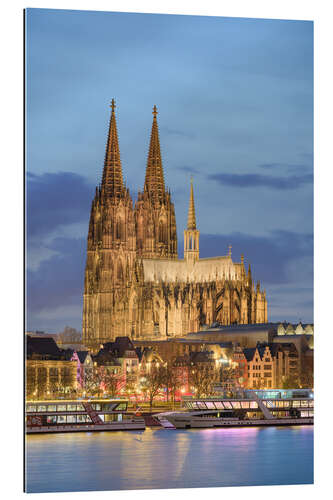 Quadro em plexi-alumínio Cologne Cathedral in the evening