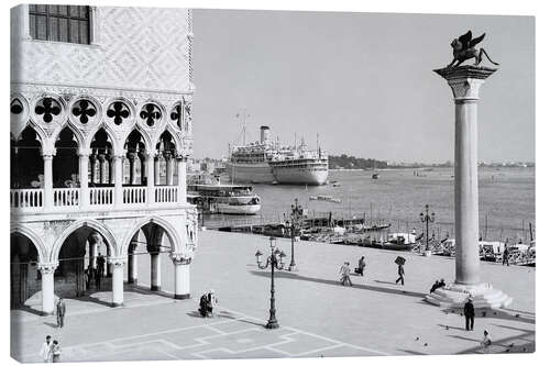 Leinwandbild Die 'Orion' in Venedig, Italien, 1937