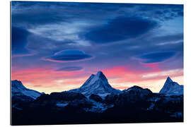 Gallery print Lenticular clouds during sunrise behind Schreckhorn