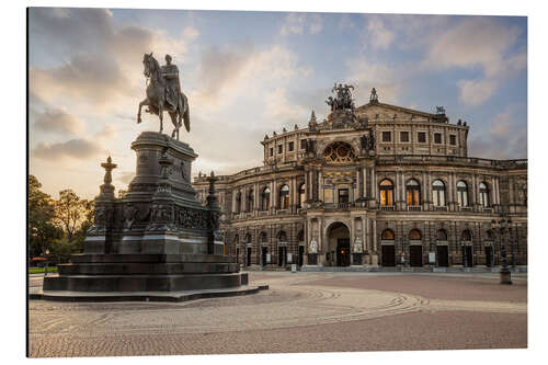 Obraz na aluminium Semperoper Dresden with equestrian monument