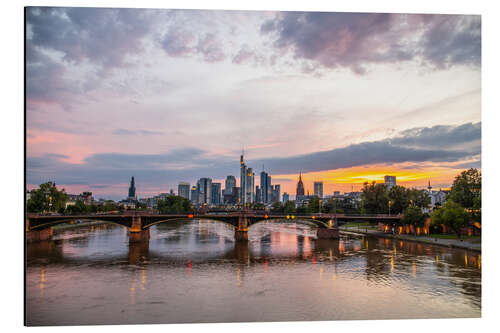 Cuadro de aluminio Frankfurt am Main, historic bridge and skyline