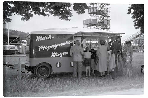 Canvas print Milk wagon at the Eidgenössischer Turnfest in Zurich, 1955