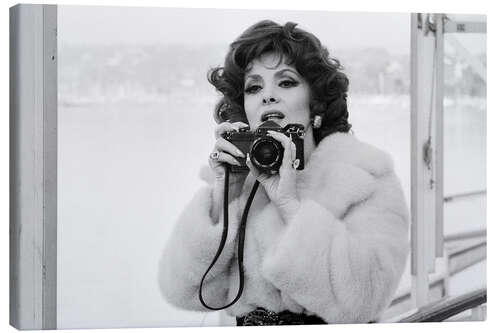 Obraz na płótnie Gina Lollobrigida on Lake Geneva, 1973