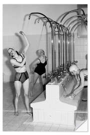 Vinilo para la pared Women municipal indoor swimming pool, 1941