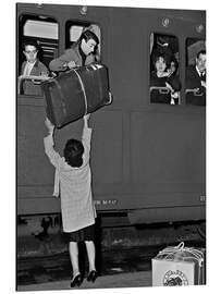 Magnettafel Italienische Gastarbeiter reisen für die Wahlen nach Italien, 1963