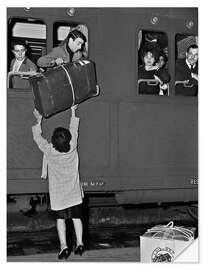 Wandsticker Italienische Gastarbeiter reisen für die Wahlen nach Italien, 1963